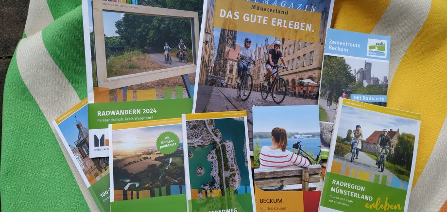 Kataloge und Broschüren