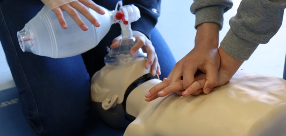 Herzdruckmassage